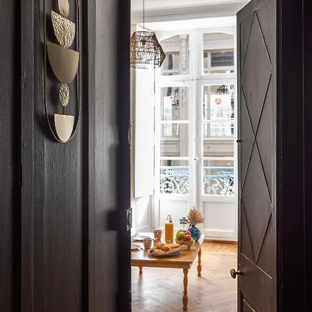 - Chaleureux Et Moderne Dans Le Coeur Historique De Daire Rennes